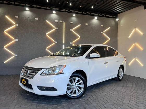 NISSAN SENTRA 2.0 SV 16V FLEX 4P AUTOMÁTICO NISSAN SENTRA 2.0 SV 16V FLEX 4P AUTOMÁTICO